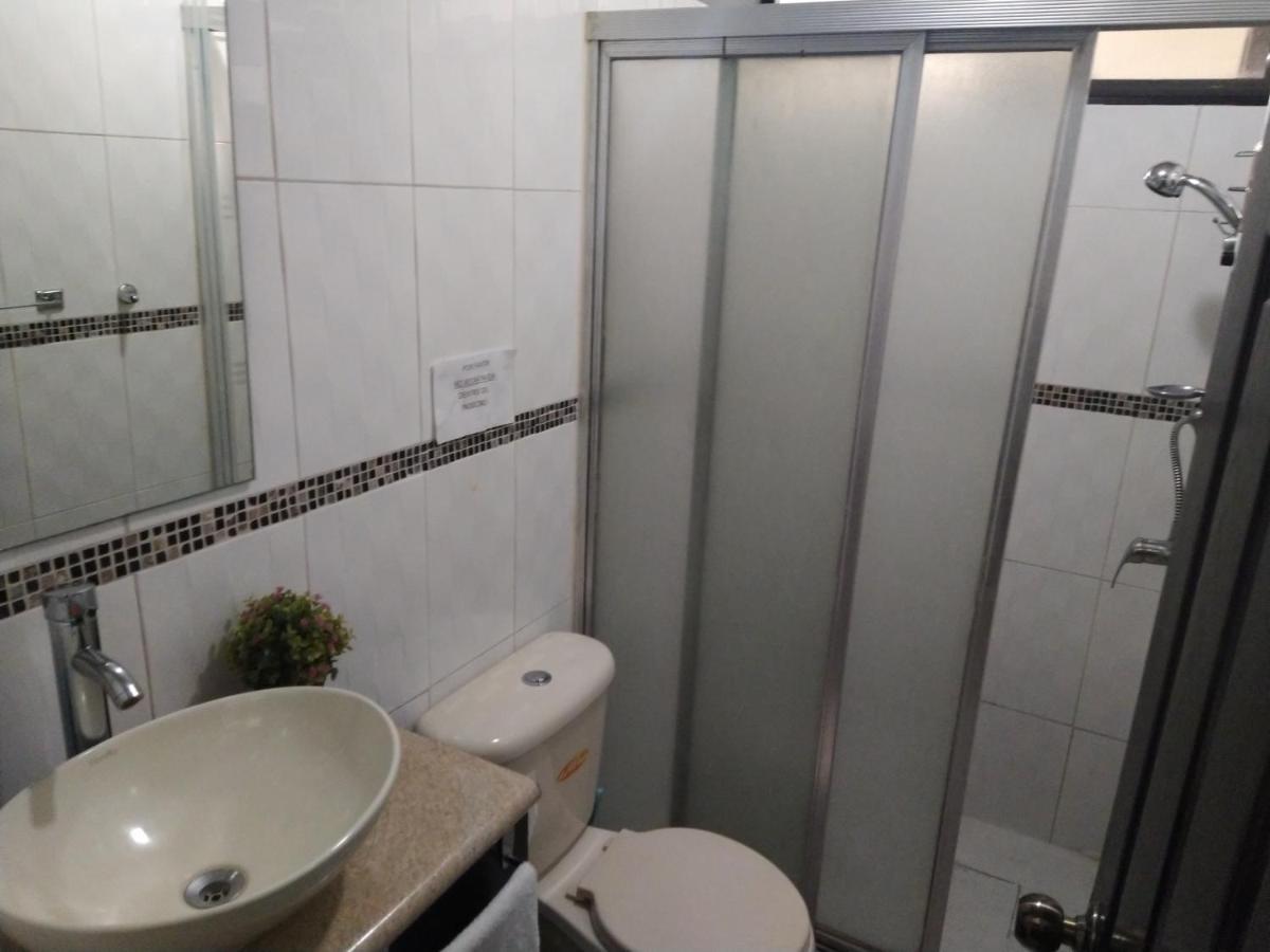 Hotel Antiguo Antiguo Cuscatlán Екстериор снимка
