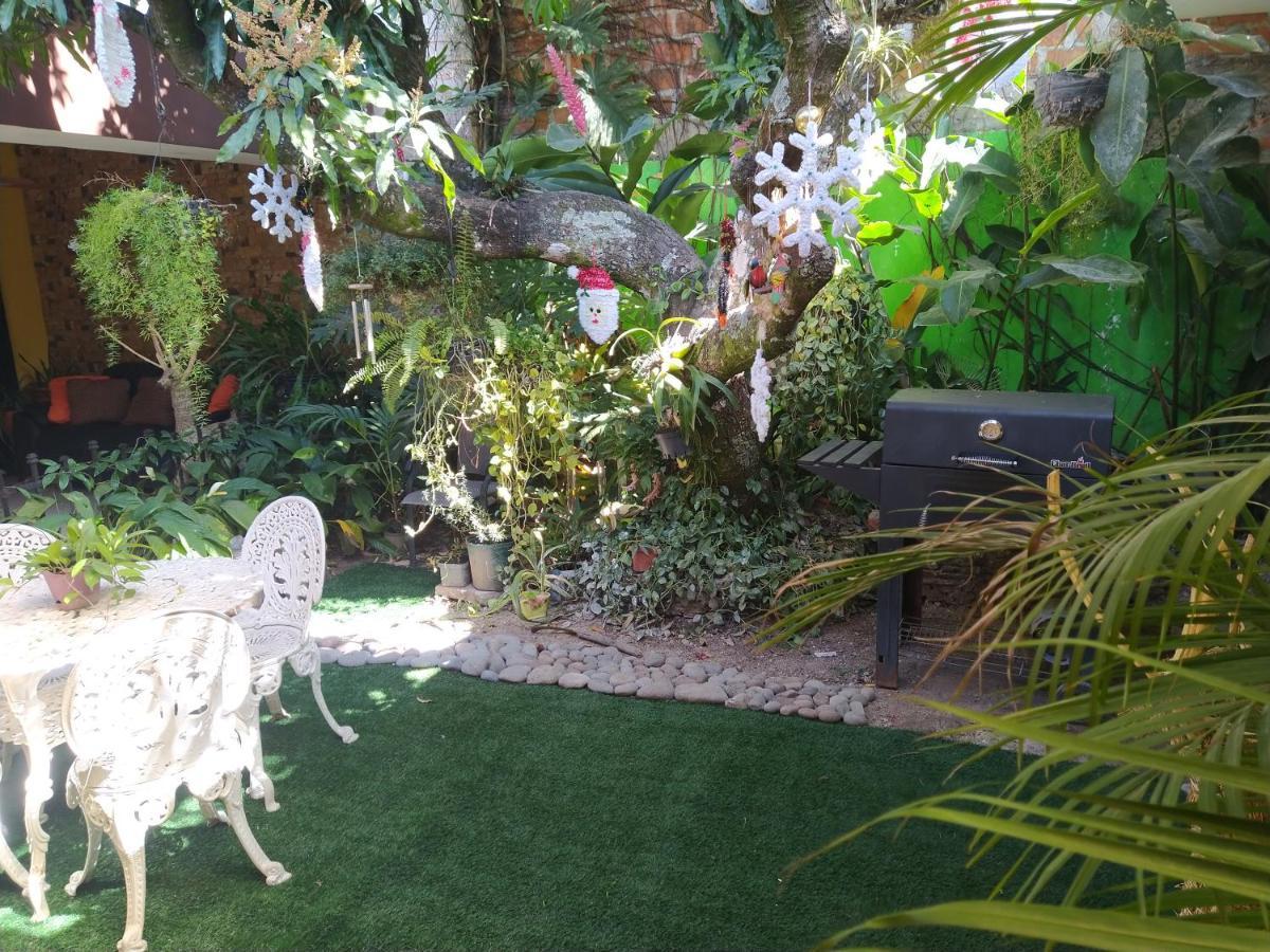 Hotel Antiguo Antiguo Cuscatlán Екстериор снимка