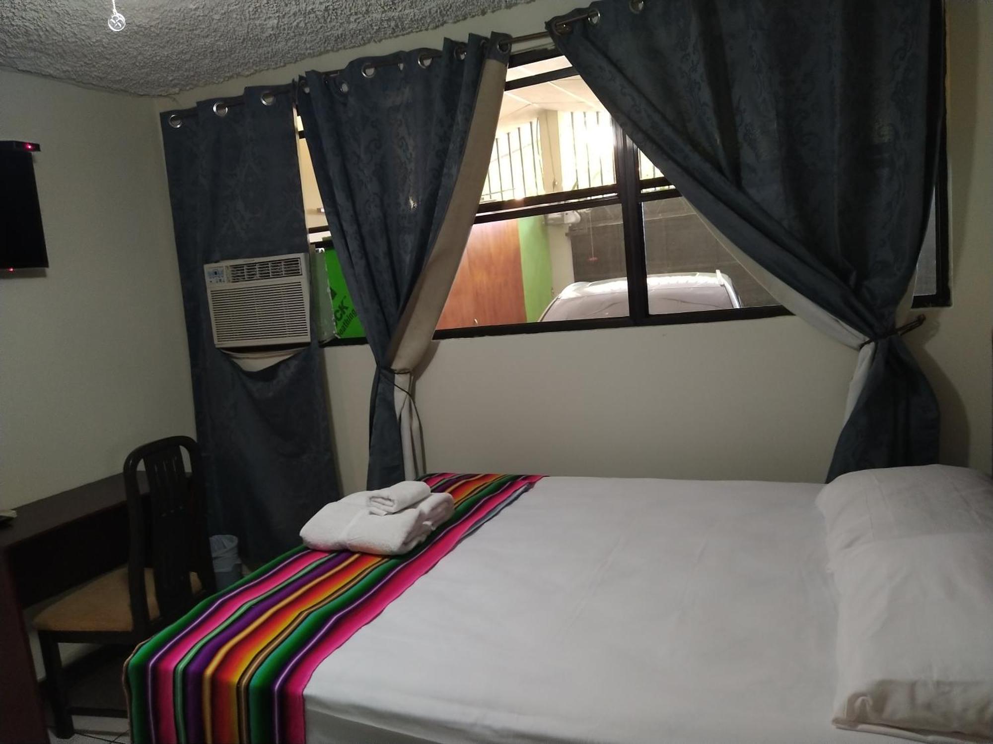 Hotel Antiguo Antiguo Cuscatlán Стая снимка