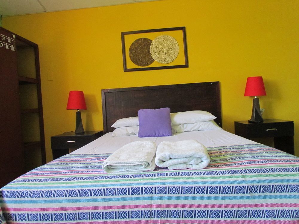 Hotel Antiguo Antiguo Cuscatlán Екстериор снимка